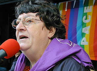38 Pfarrerin <b>Helga Trösken</b>, Mitglied der Synode der Evangelischen Kirche in <b>...</b> - 2004-03-20-2-8771